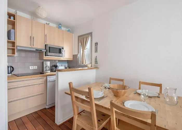 Апартаменты A 300m De La Plage, Pour 4 Ла-Боль-Эскублак