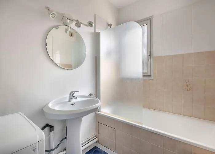 Апартаменты A 300m De La Plage, Pour 4